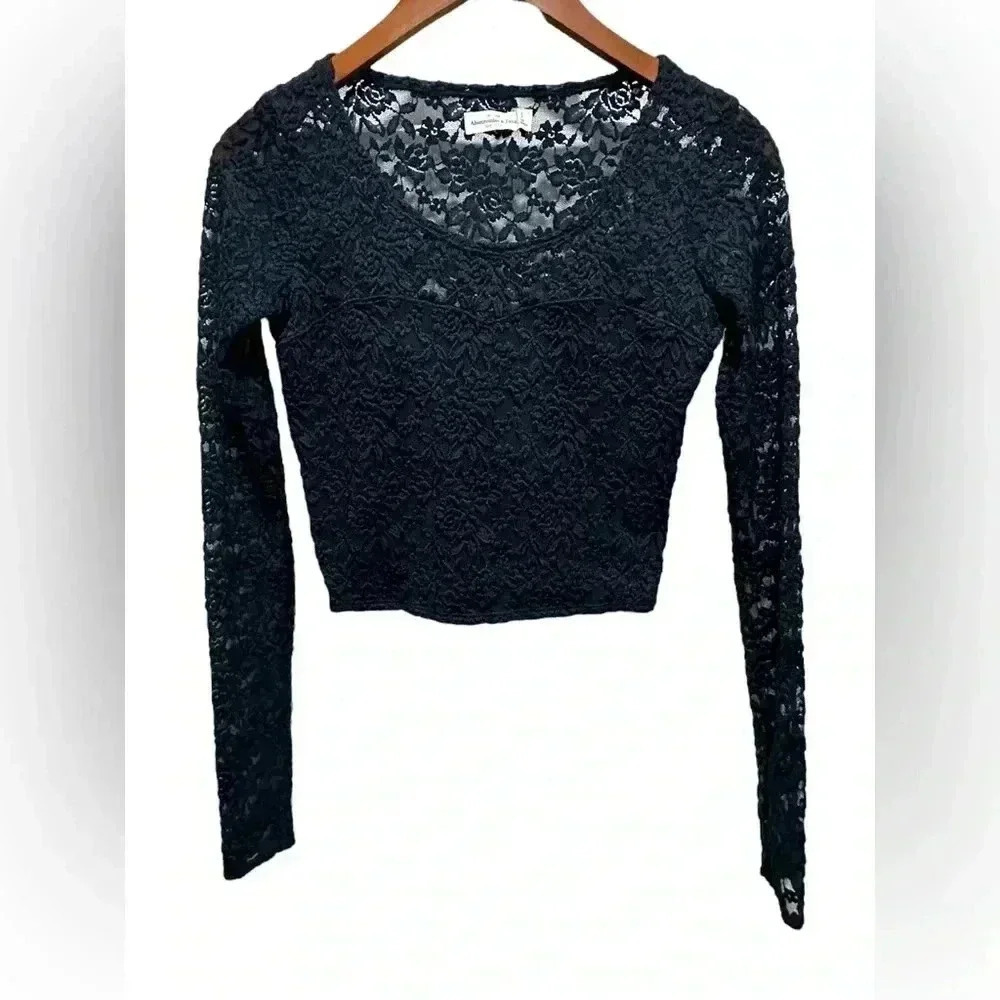 Abercrombie and Fitch Navy Lace Cropped Sweetheart Long-sleeve Blouse Size S